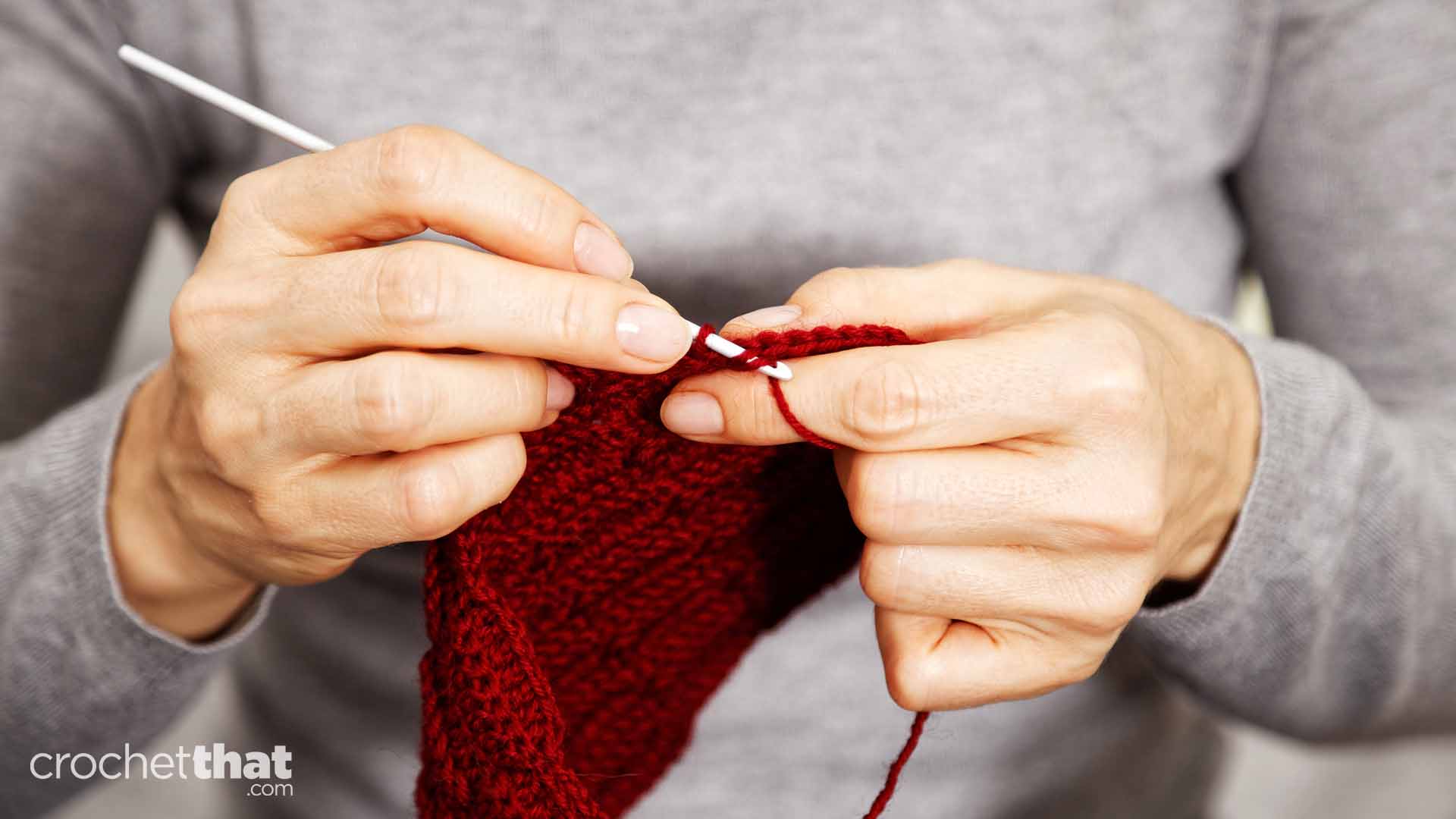 Best Crochet Hooks For Arthritic Hands (Reduce Pain While Crocheting) 